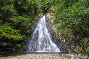 【南九州市川辺町】八瀬尾の滝：滝巡りとしては行きやすい？観光地化されていない滝