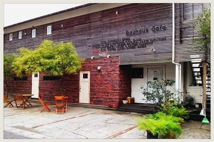霧島市国分　Bauhaus Cafe（バウハウスカフェ）