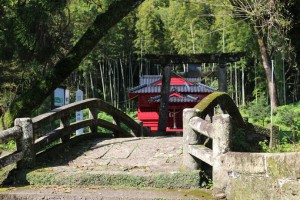 姶良市　岩剱神社：島津義弘公による岩剱城攻めの鍵