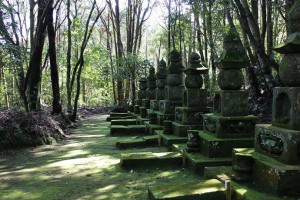 喜入肝付家墓所（玉繁寺跡）:苦難の戦国期から小松帯刀に続くルーツ