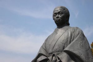 天璋院篤姫像:島津分家の出ながら将軍御台所へ