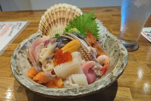北海道レストラン原始焼の海鮮丼