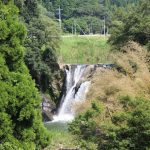 【日置市吹上町】印口の滝：吹上町永吉にある道路沿いの滝