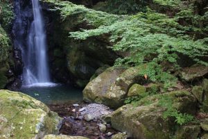 【さつま町】紫尾山 一ノ瀬滝：千尋の滝に続く第一の滝
