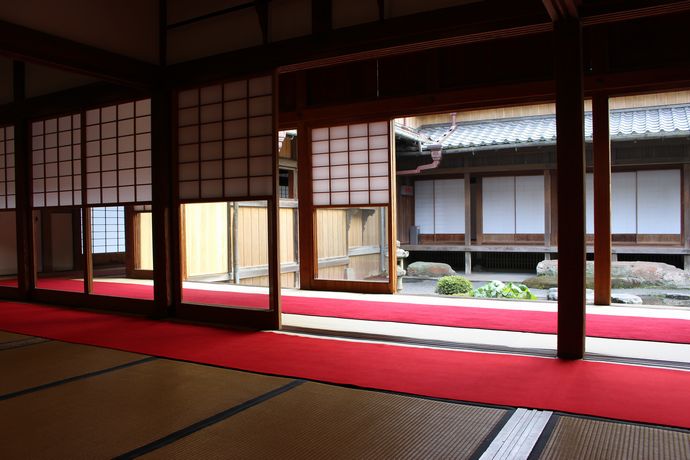 仙巌園にある御殿でお茶を頂きます！