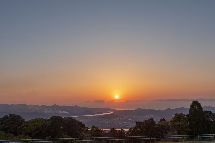 薩摩川内市の寺山いこいの広場からの眺め
