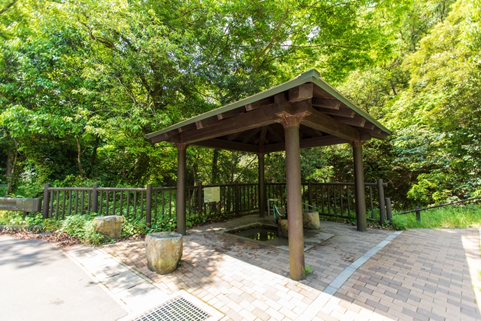 大出水の湧水水汲み場