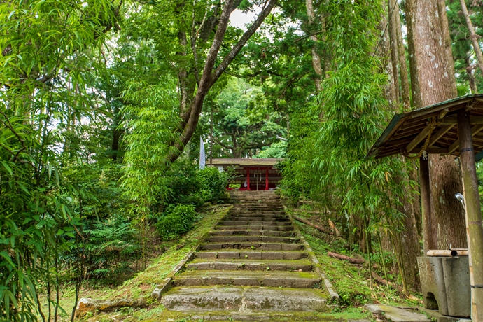 喜入 南方神社：映画のロケ地にもなった創建500年以上の森の神社へ