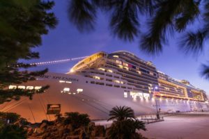 MSCスプレンディダ の写真をマリンポートかごしまで撮ってきた【鹿児島市】